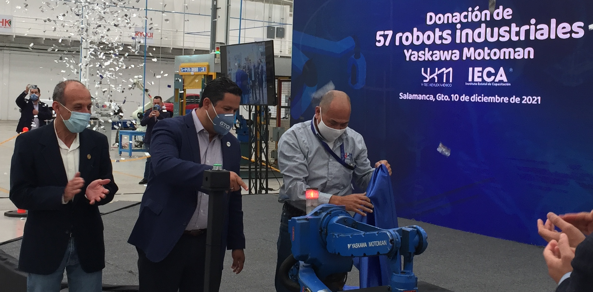 Donación de 57 robots