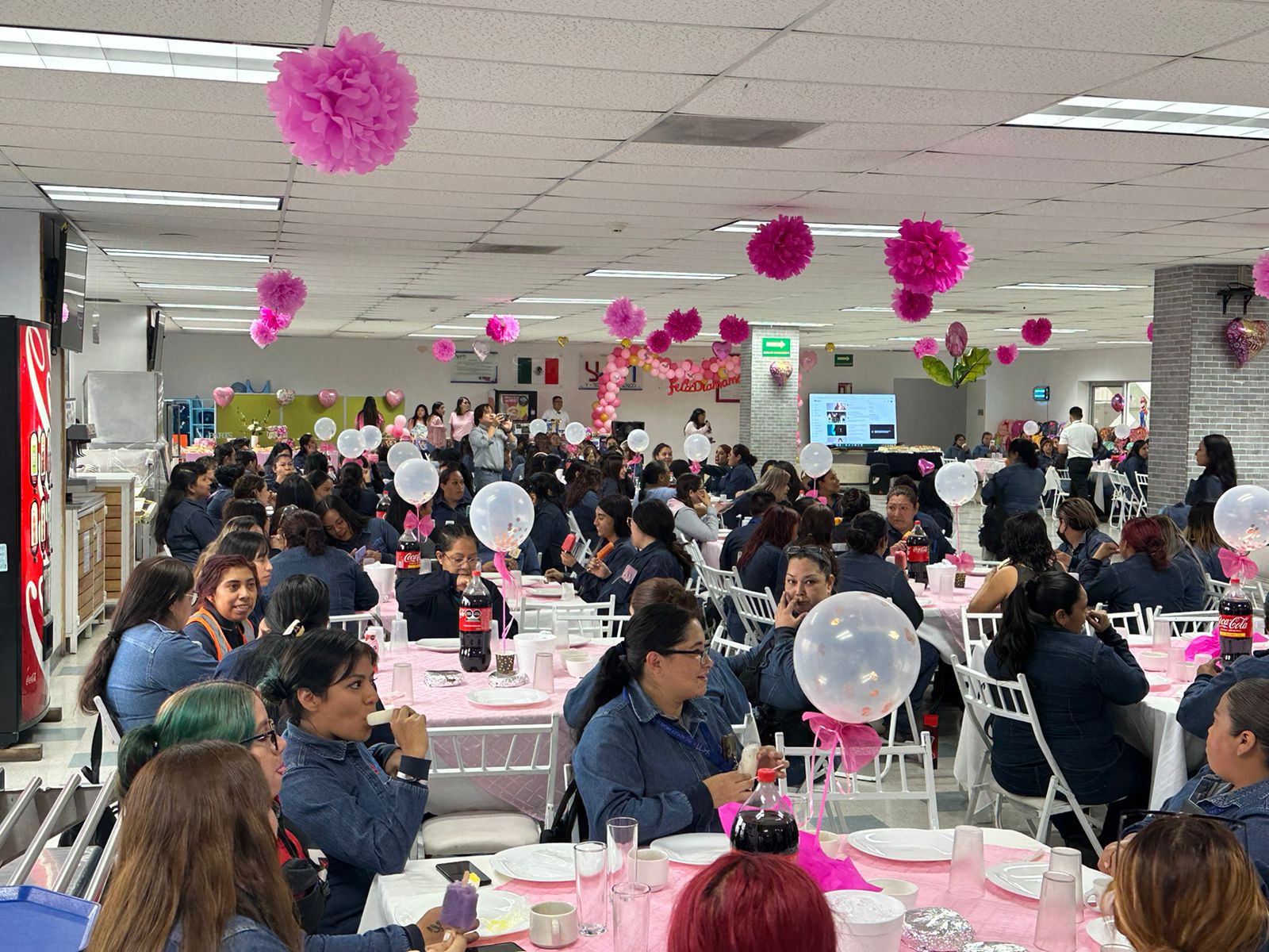 Evento del Día de la Madre en YKM